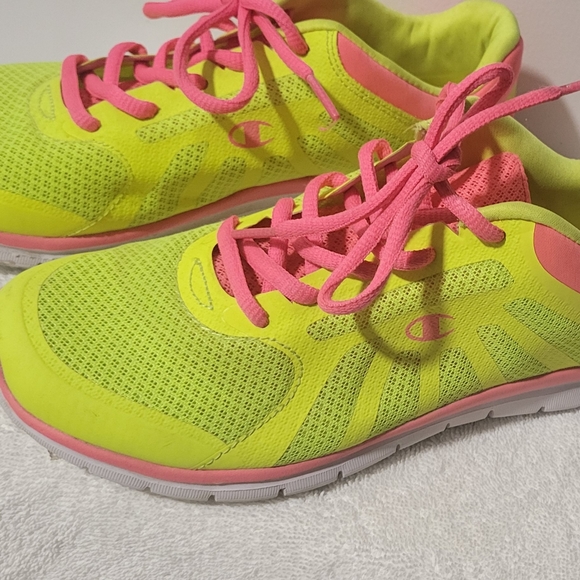 Champion sneakers - Picture 1 of 2